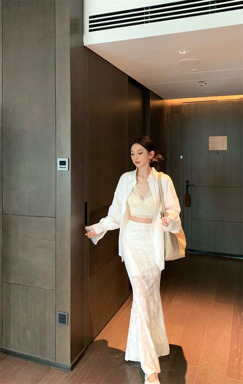 Jun. 花雕美人 蕾絲V領內搭背心 魚尾修身半身裙 米色