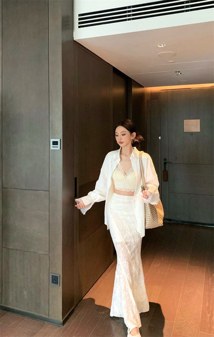 Jun. 花雕美人 蕾絲V領內搭背心 魚尾修身半身裙 米色