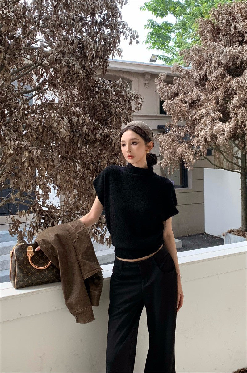 25Dec. 冬衣百穿微高領泡泡袖針織上衣 卡棕/黑