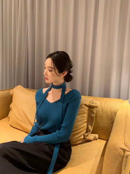 Oct. 復古氣質美 掛脖V領針織打底上衣 韓女嫩粉/鐵灰/寶藍