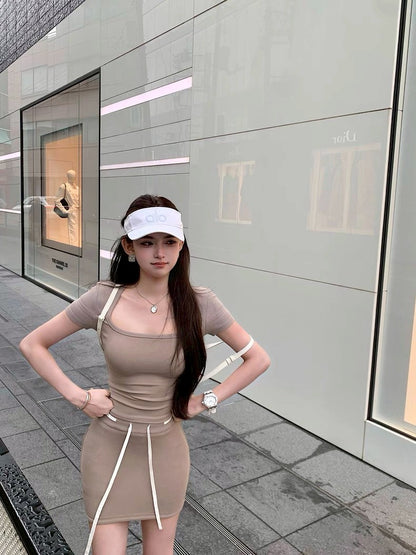 25Aug. Daily曲線套裝 低調基礎純色半身裙套裝 奶茶