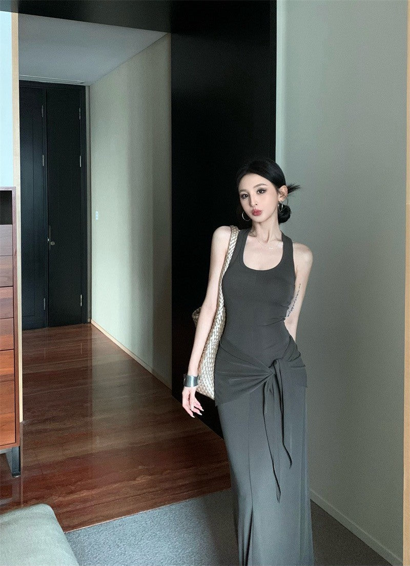 25Aug. 遮小腹瘦瘦工字背心裙（繫帶另附） 灰咖