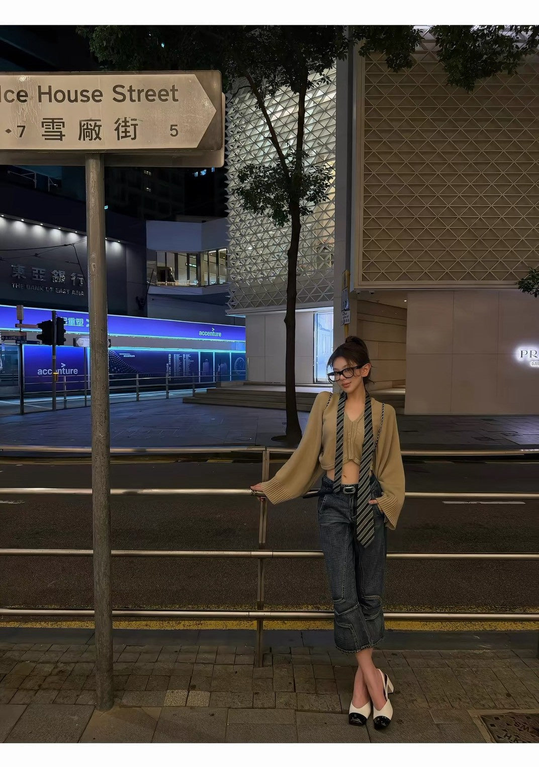26Oct. 慵懶老錢 落肩設計感鈕扣袖毛衣 白/卡其/黑