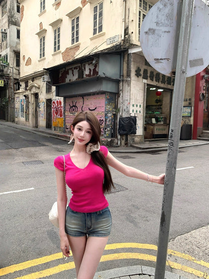 25Sep. 美白濾鏡顯瘦修身針織上衣 火龍果紅/尼斯藍