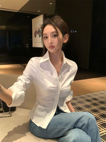 May. 簡約輕奢感 V領抓皺收腰襯衫 白