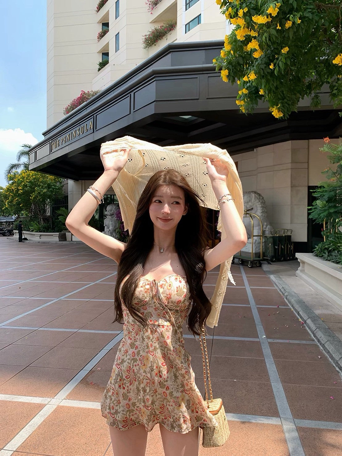 26Jun. 氣質繁花映夏碎花小短裙