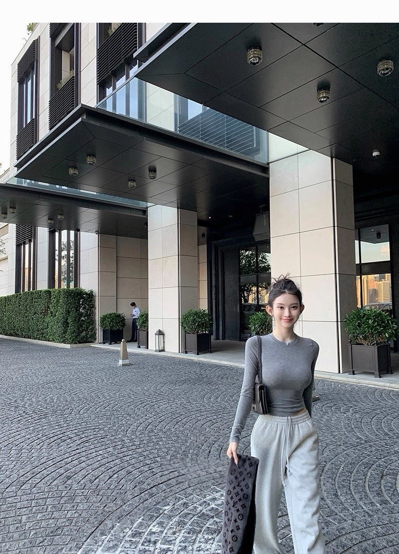 25Dec. 黃金C位軟羊絨圓領緊身T恤 灰