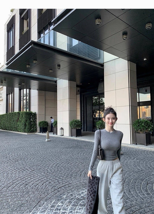 25Dec. 黃金C位軟羊絨圓領緊身T恤 灰