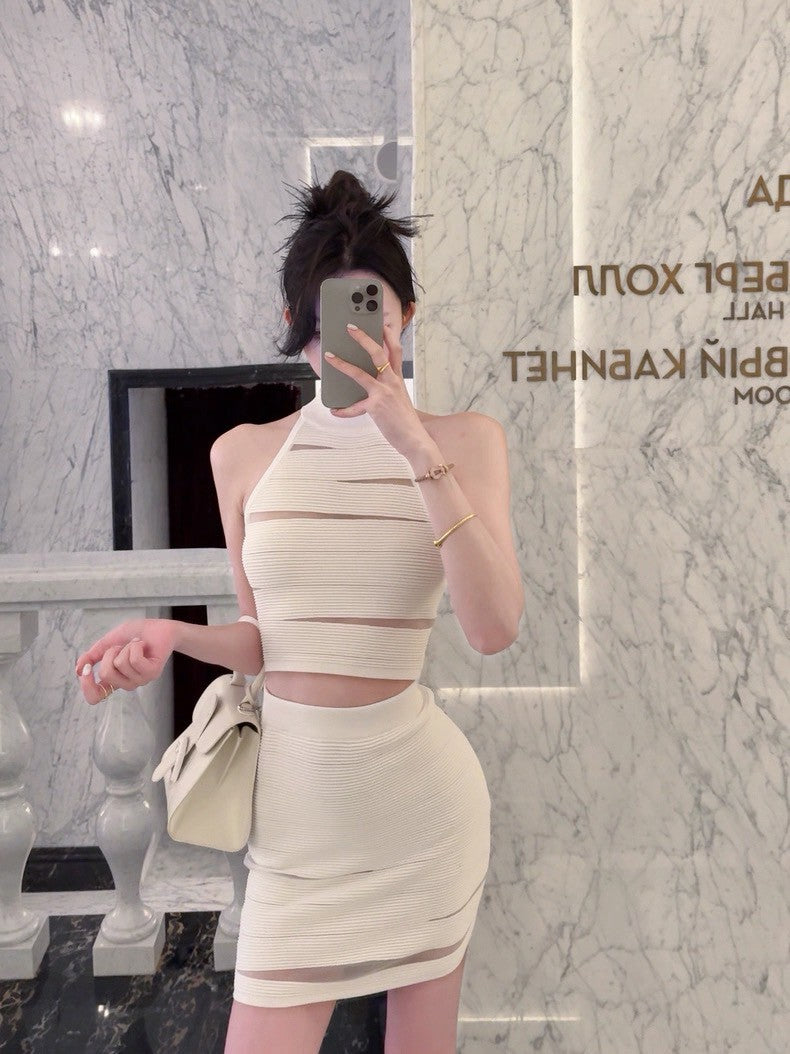 25Aug. 性感純欲嫵媚特殊工藝針織背心半身裙套裝 白/黑