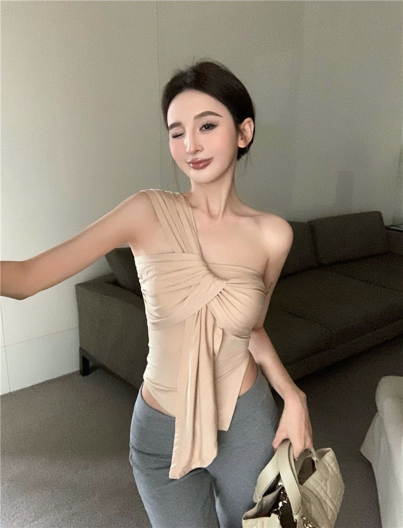 Mar. 南法假期 不規則扭結單肩背心