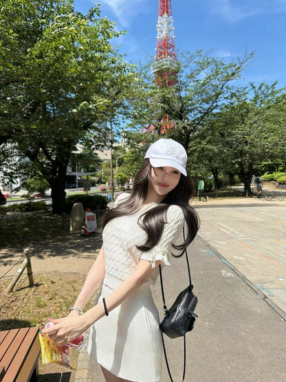 26Jul. 法式細節圓領麻花五分袖針織上衣 白/黑