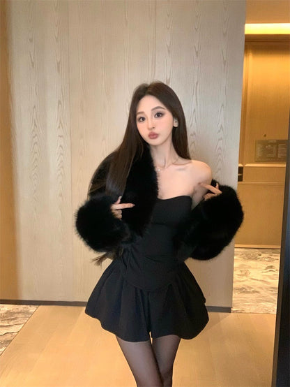 25Jul. 高冷御姐 黑色魚骨抹胸 花苞半身裙 黑