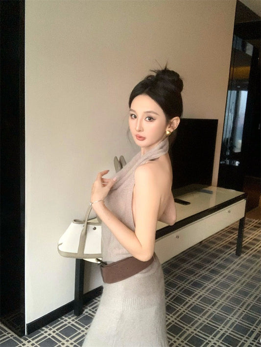 25Nov. 氣質出眾兩穿蘯領挖背針織半身裙套裝 卡