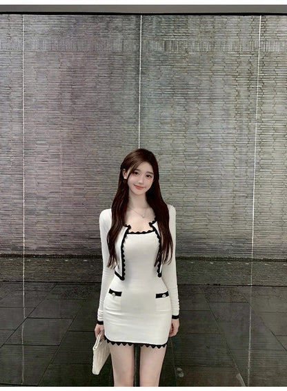 25Sep. 小香玩家 波浪黑白撞色針織連身裙2件組