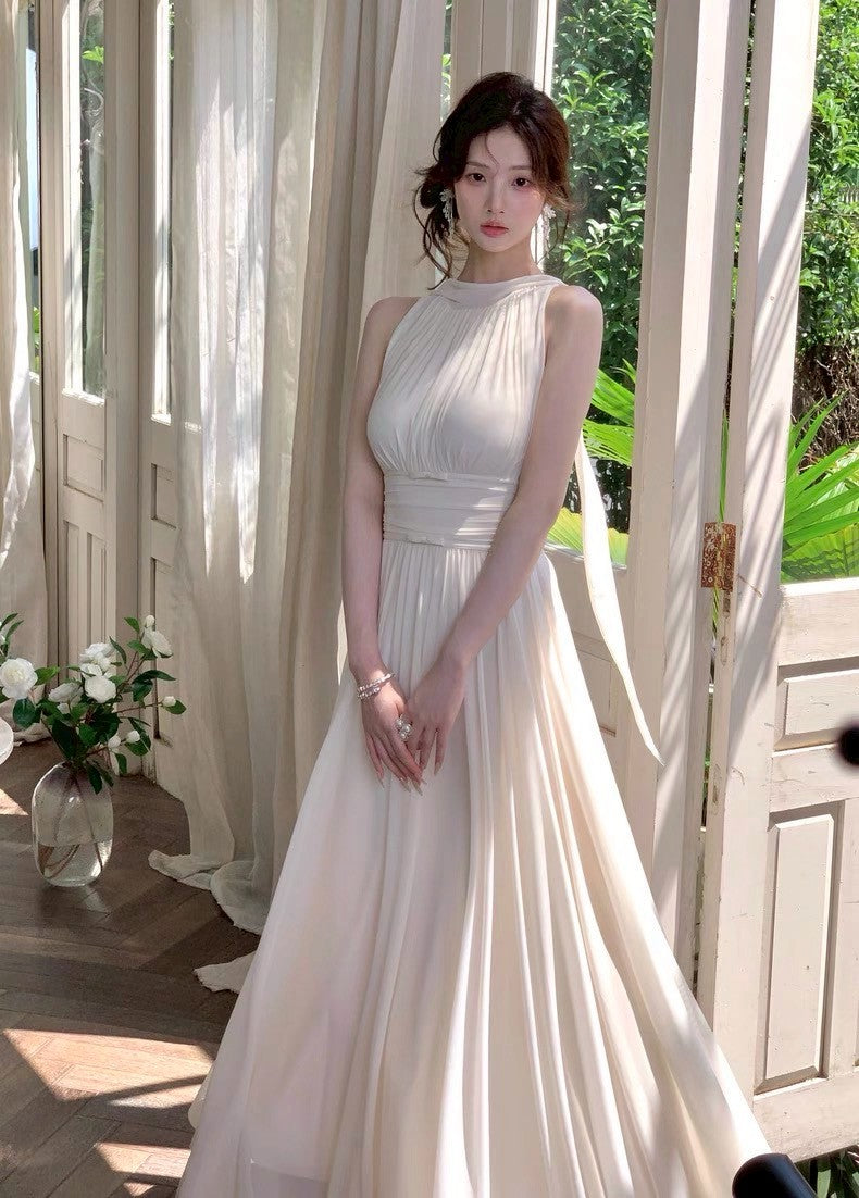 25Aug. 志玲姐姐氣質繆思收腰長洋裝 米白