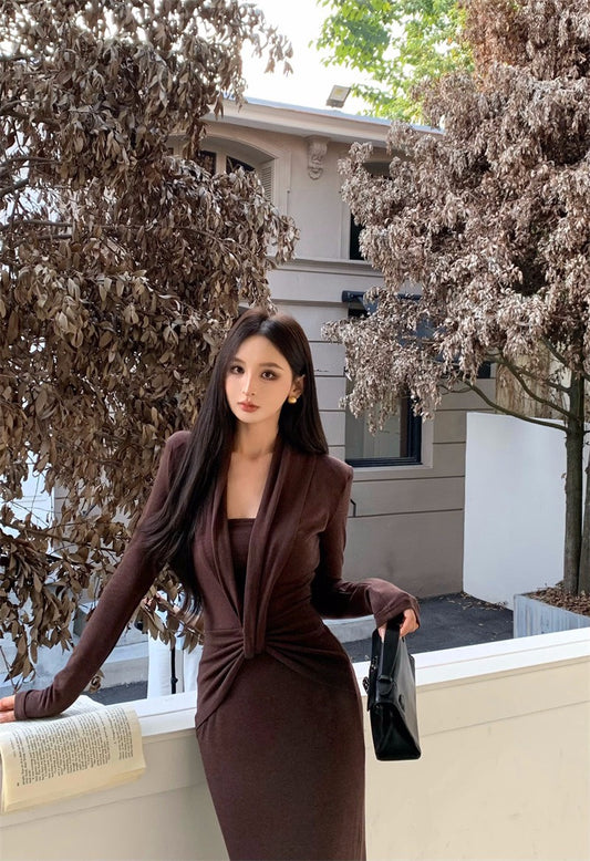 25Nov. 御姐裙特殊扭結設計正肩連衣裙套裝 咖/黑