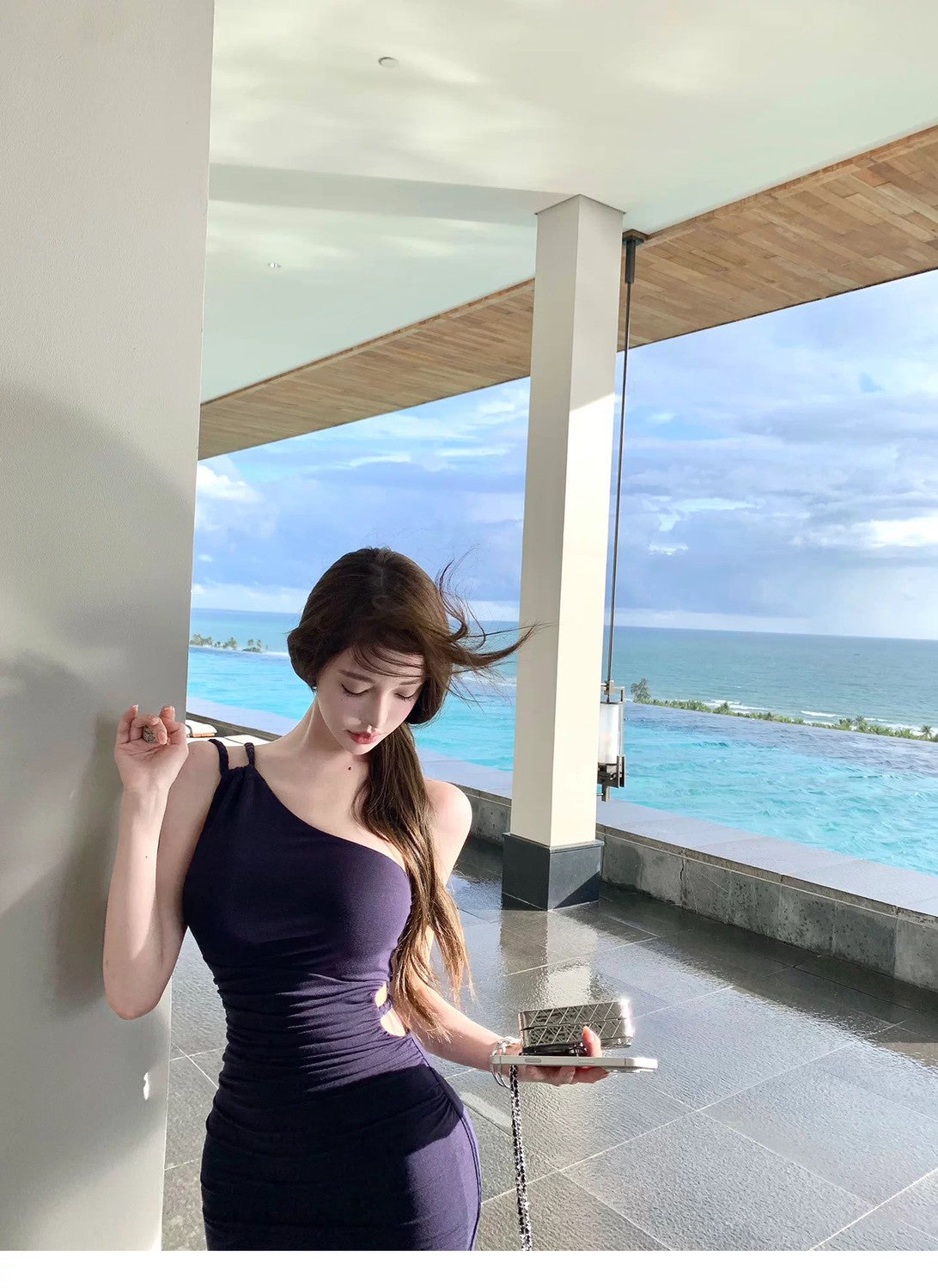 26Jul. 歐美性感側腰斜肩彈力連身裙 藏藍