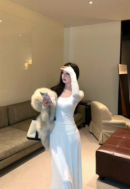 26Feb. 柔美白月光氣質U領上衣半身裙套裝 白/黑