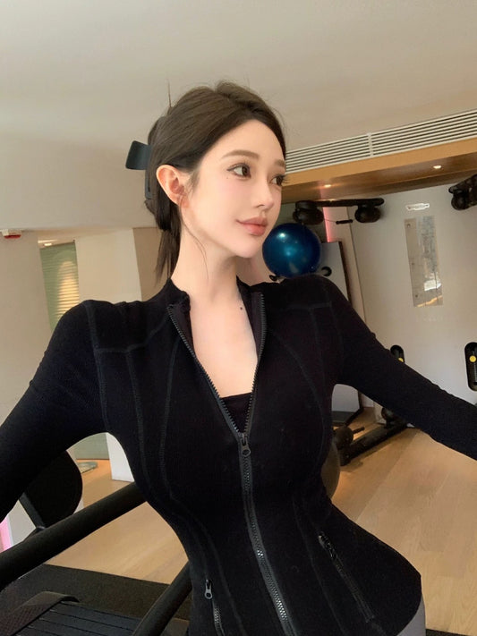 25Nov. 輪廓lu系立體修身剪裁立領外套 黑