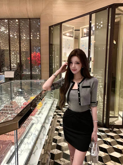 26Oct. Napoleon中古小香 撞色毛織上衣套裝 灰黑/飽和黃
