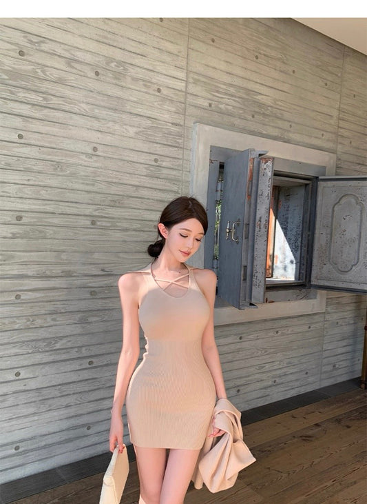 25Nov. 嘉柏麗佳人交叉設計針織包臀裙/長袖上衣 杏粉色