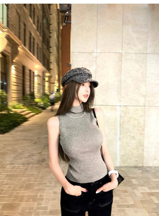 25Nov. 氣質新貴高領修身針織背心 清冷灰