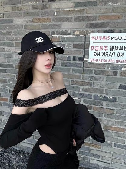 26Jan. 性感蕾絲 斜肩歐美感連體衣 黑