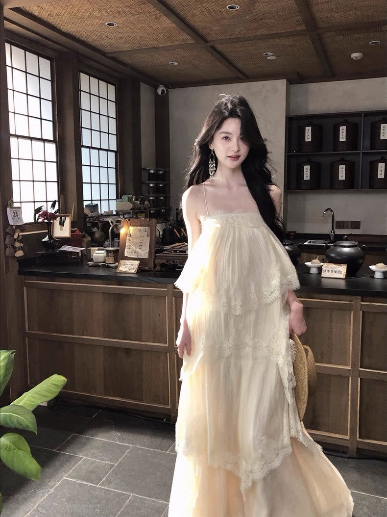 26Apr. 早春仙縷多層花不規則飄逸連身裙蛋糕裙 奶油米