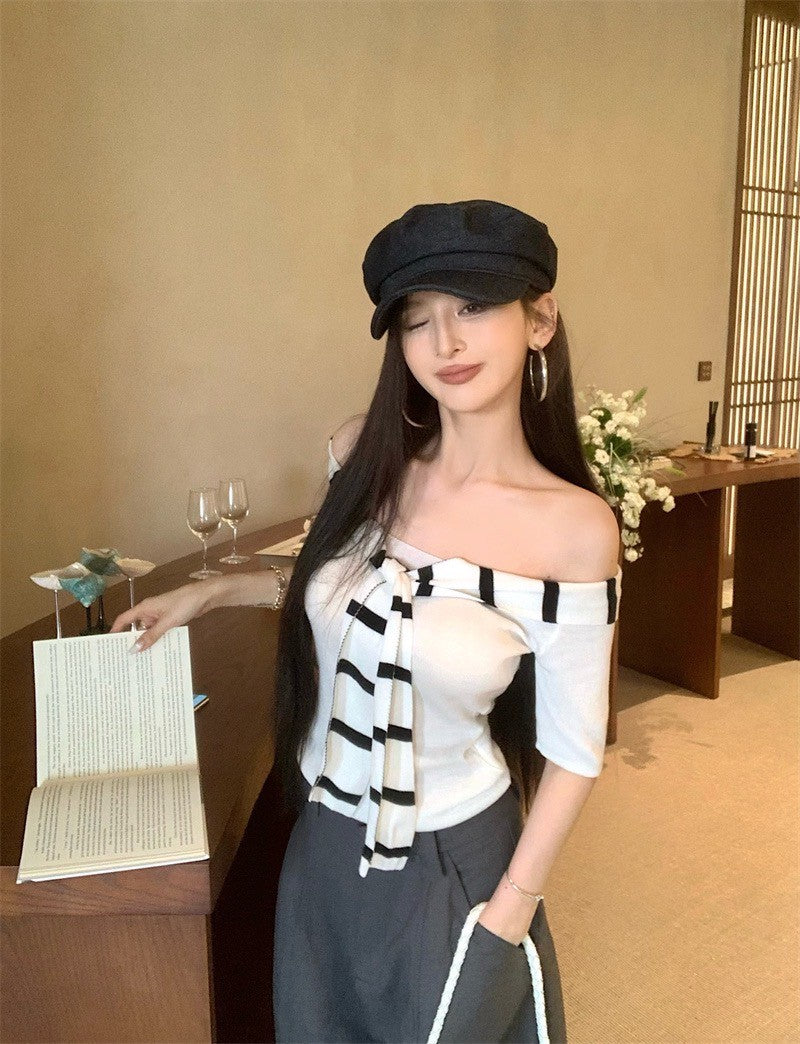 Jun. 時髦穿 針織綁帶一字領上衣 高腰灰色闊腿褲