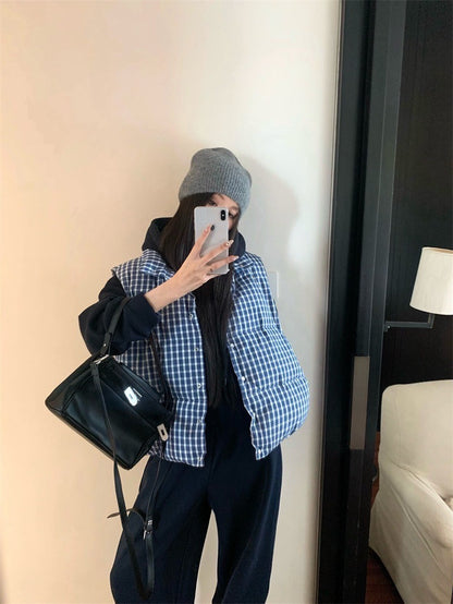 Feb. 韓星慵懶掛 休閒連帽外套 鬆緊休閒褲 格紋羽絨背心