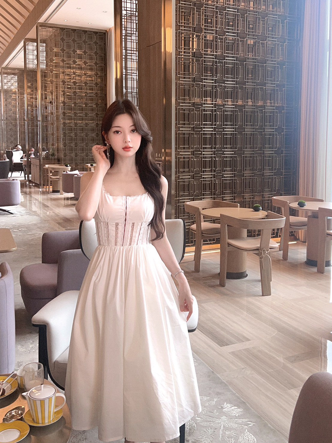 26Feb. House of氣質絕美復古收腰公主長洋裝 白