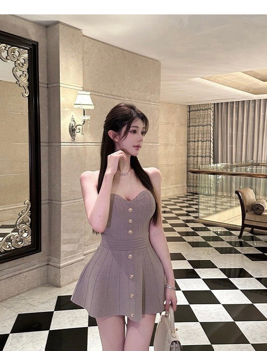 Mar. 溫雅千金 奶藕灰氣質抹胸收腰花瓣連身裙