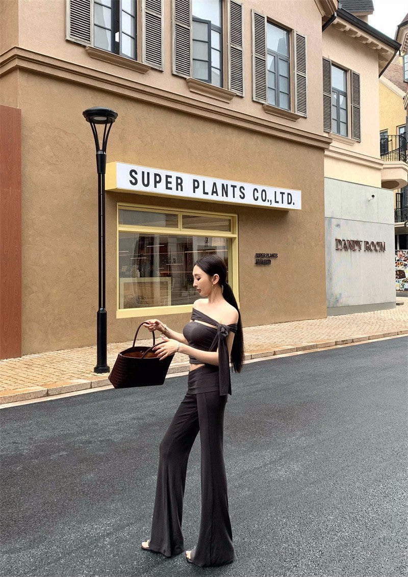 25Jul. 拿捏多穿法則 彈力綁繩抹胸休閒褲套裝