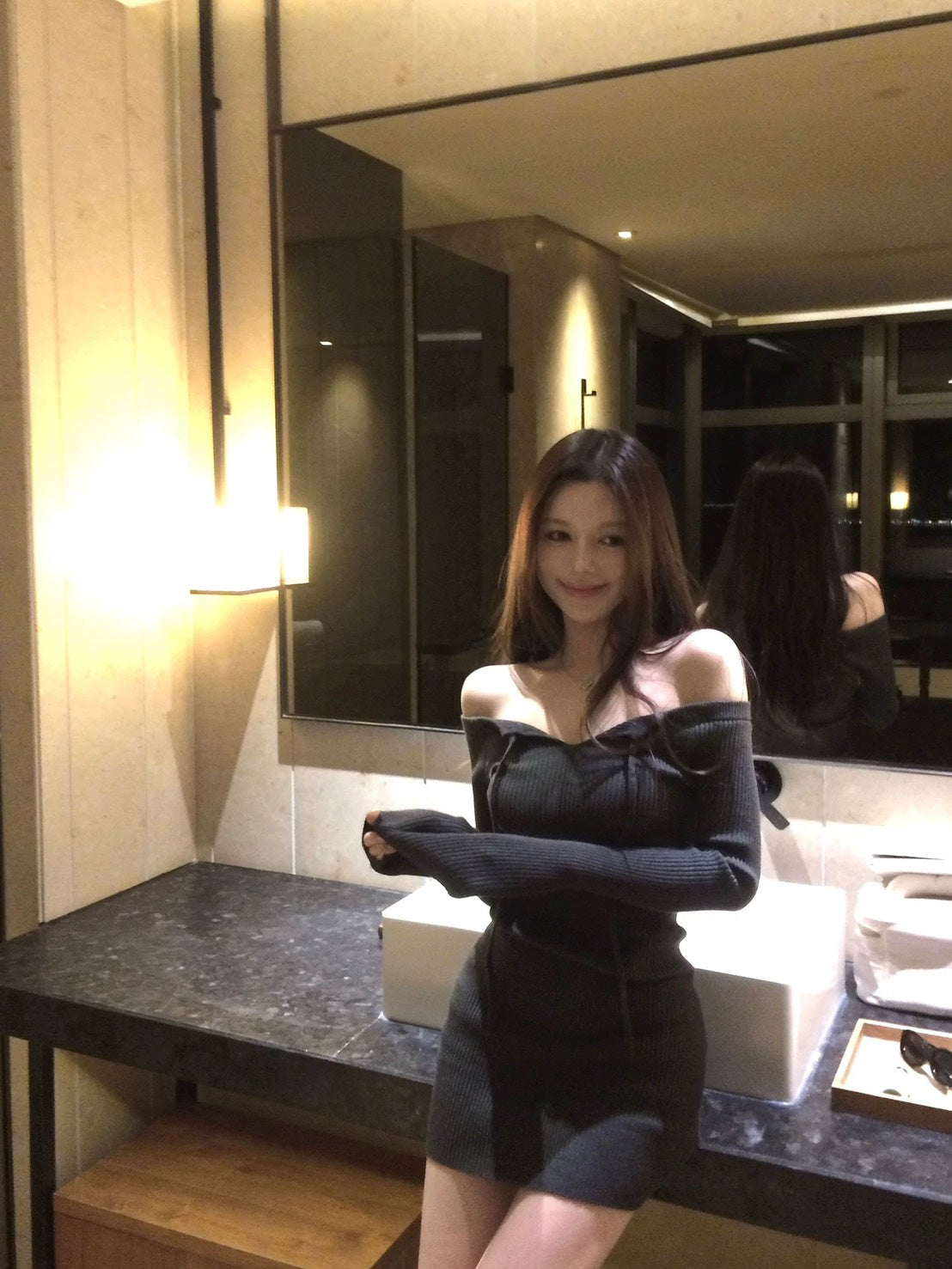 25Nov. 偷偷藏不住性感一字領針織包臀裙 深灰