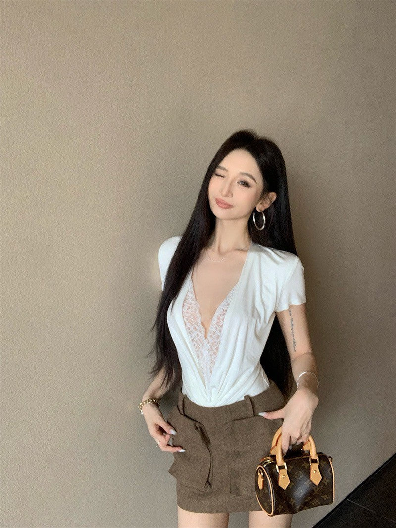 25Jul. 新款蕾絲V領拼接上衣 淺米/卡色