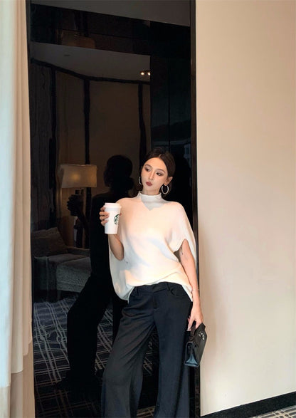 25Nov. 輕盈羊絨法式斗篷針織慵懶上衣 白