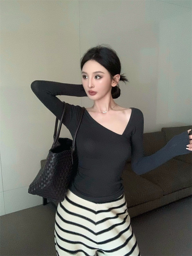 Apr. 舒適居家 簡約不規則後背縷空上衣 橫紋闊腿褲