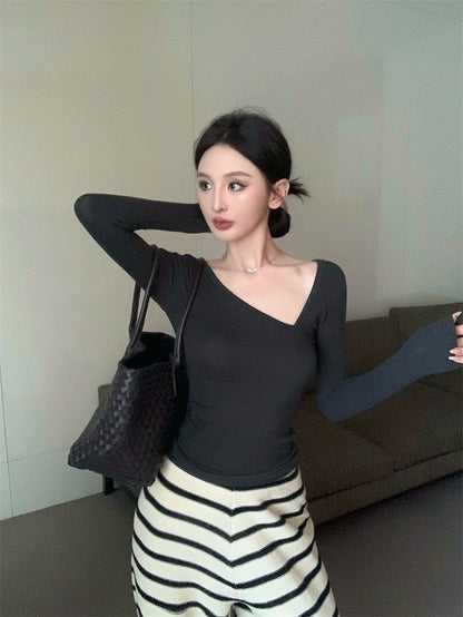 Apr. 舒適居家 簡約不規則後背縷空上衣 橫紋闊腿褲