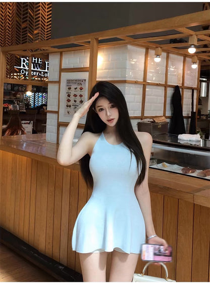 Apr. 輕氧韓女 小個子有好 低飽和藍色針織背心