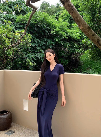 25Aug. 一件式穿不膩繫帶V領短袖連身長裙 藏藍/咖