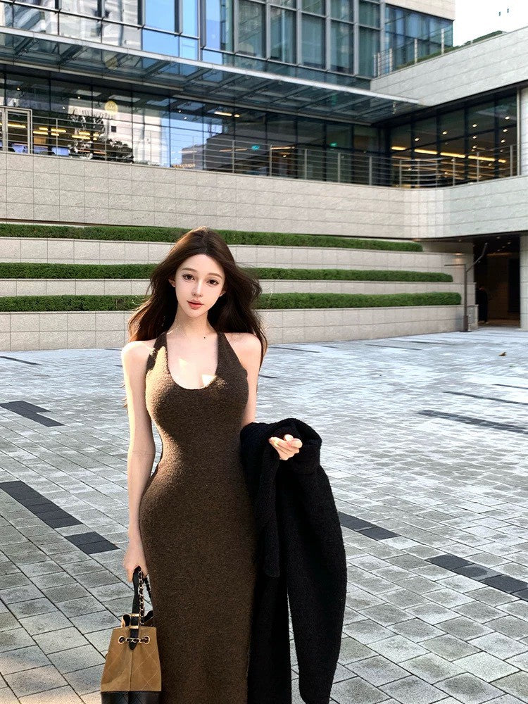 25Dec. 比列佛嬌女U領綿羊混毛修身連身裙 咖