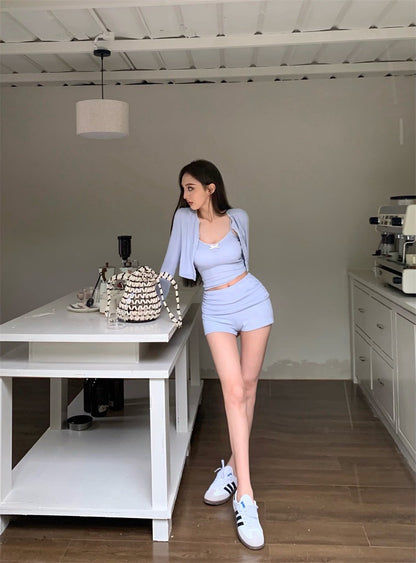 25Jul. 懶人不用想舒適4版設計款休閒服 淺藍