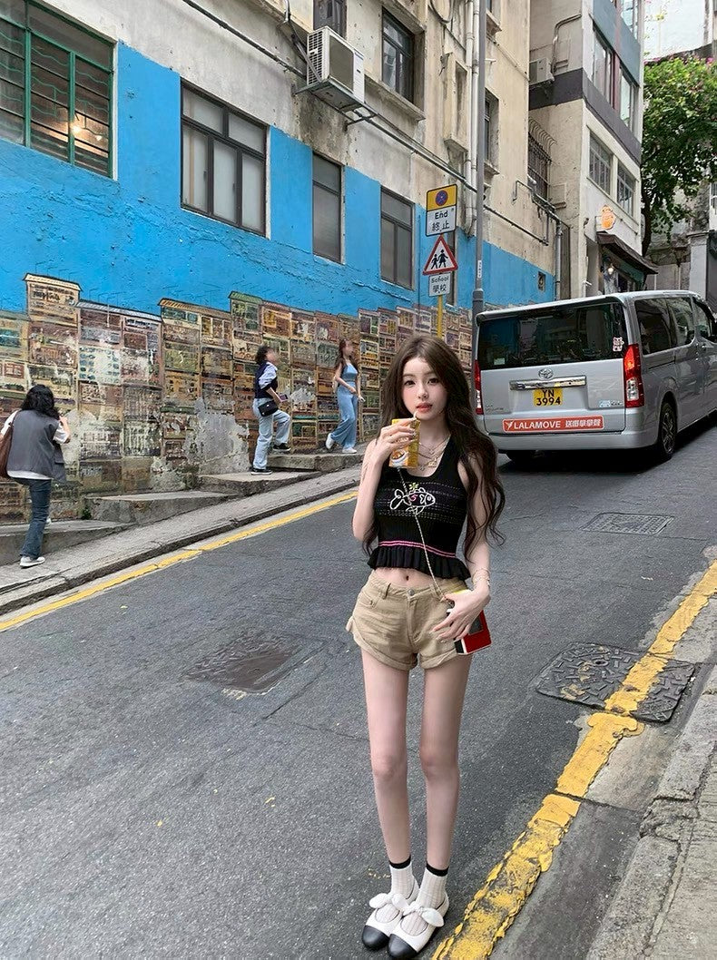 Jun. 童趣魚兒刺繡 收腰花瓣針織背心 黑