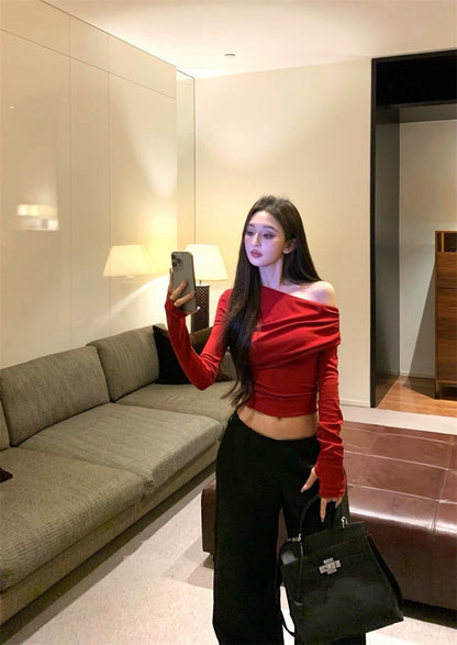 Mar. 優雅法則 斜領抓皺細腰彈力針織上衣 杏/紅