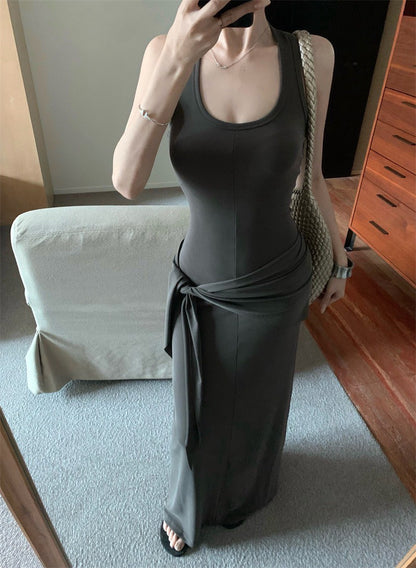 25Aug. 遮小腹瘦瘦工字背心裙（繫帶另附） 灰咖