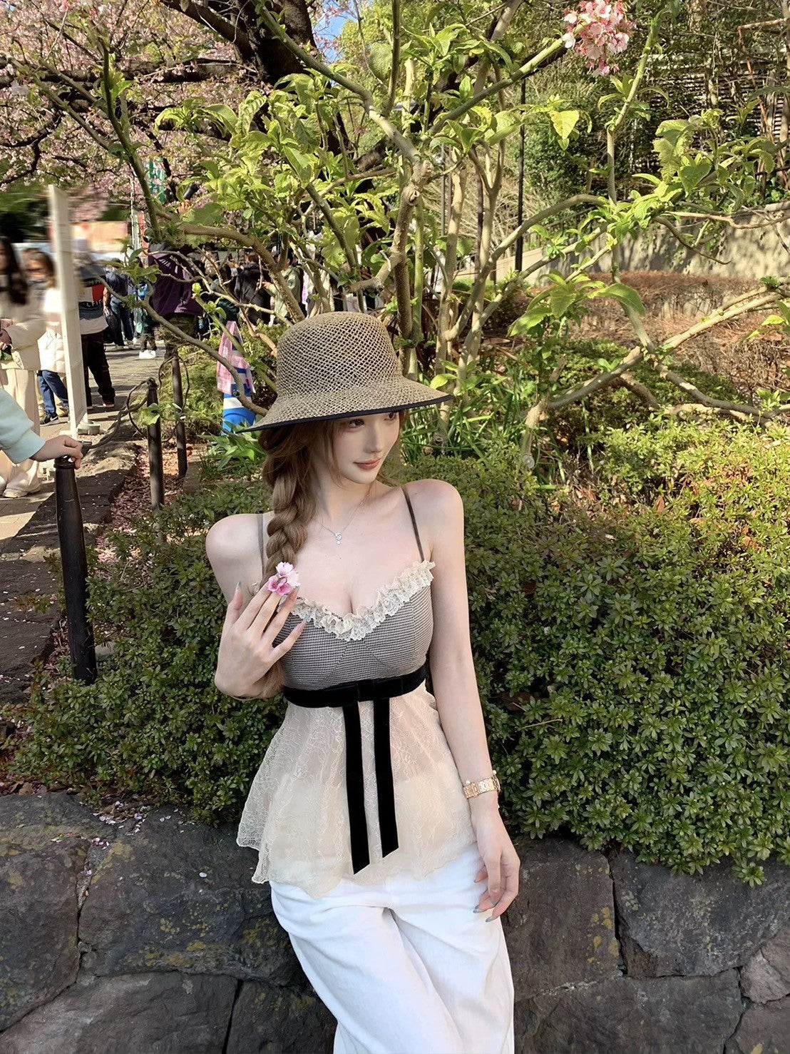 Jun. 初戀白月光氣質蝴蝶結收腰重工背心 格子花