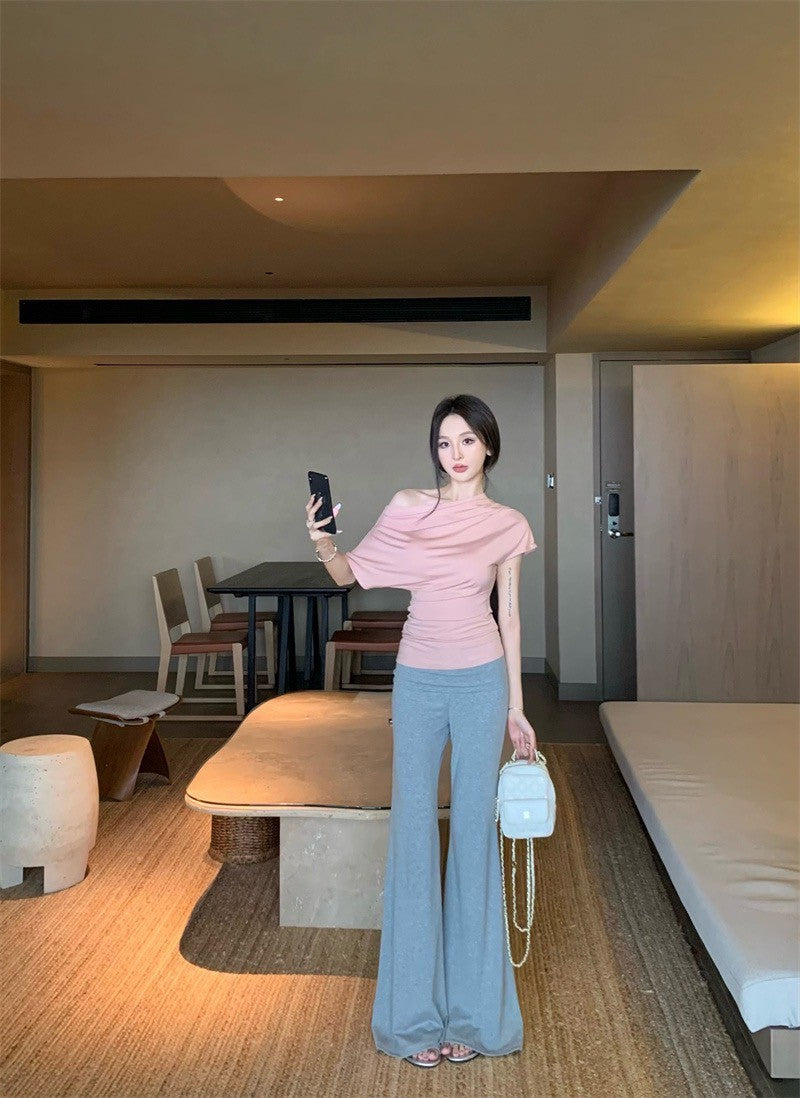 May. 輕氧週末 不規則斜肩蘯領上衣 粉 灰色休閒長褲