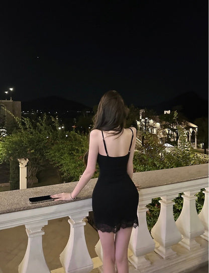 Mar. ys1 嬌矜私藏 性感透視感蕾絲針織連身裙 黑