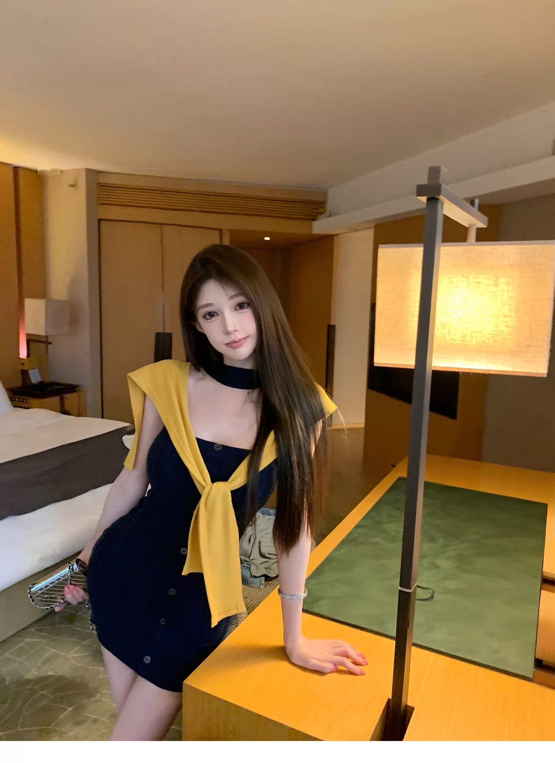 26Jun. 性感天鵝 多穿吊帶針織包臀裙 藏青