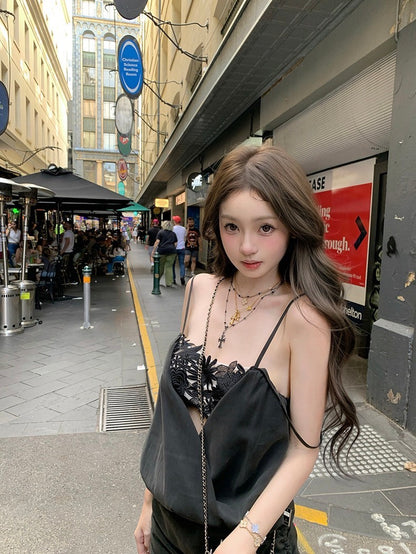 Mar. 豆蔻少女 立體繡花拼接蘯領抽繩連身裙 黑